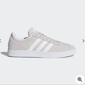 NWOT Adidas VL Court 2.0 Shoes in Chalk Pearl